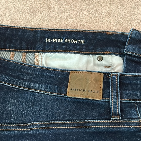 American Eagle Hi Rise Shortie Size 8 - Picture 4 of 5